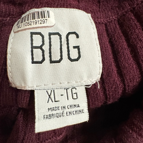 Urban Outfitters BDG Hudson turtleneck sweater.Stretchy Cotton/viscose blend- XL - Picture 9 of 10